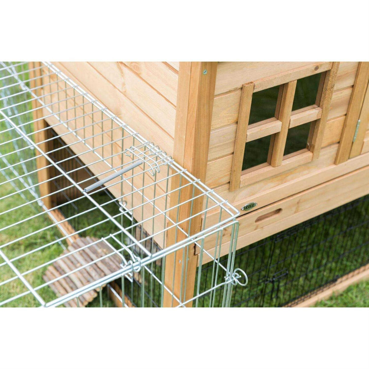 Enclosed Outdoor Run U93698