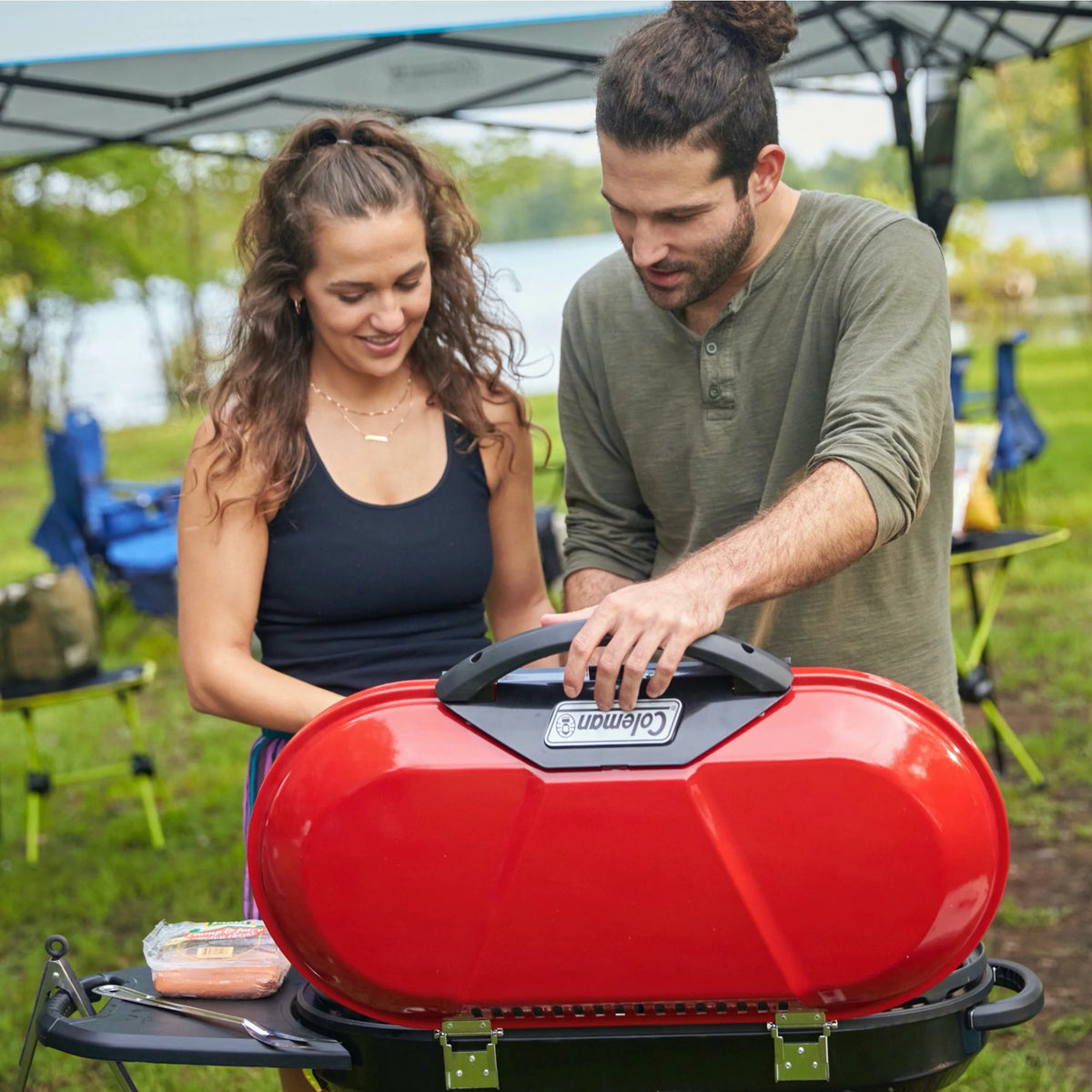 2 Burner Propane Gas Portable Grill Y1995