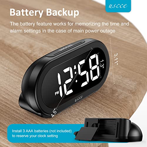 Small LED Digital Alarm Clock with Snooze, USB Charger S889451