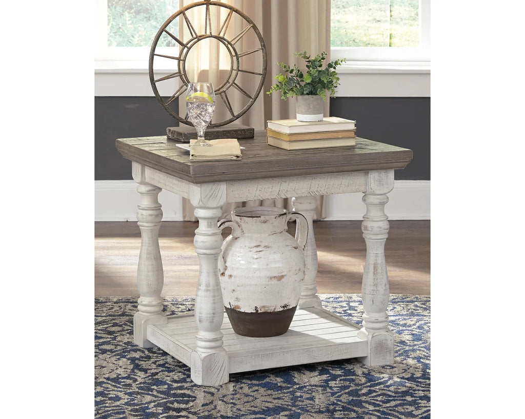Gray/White End Table Q317437