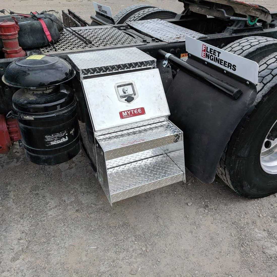 Truck Saddle Tool Box 24.5 X 28.4 X D9394