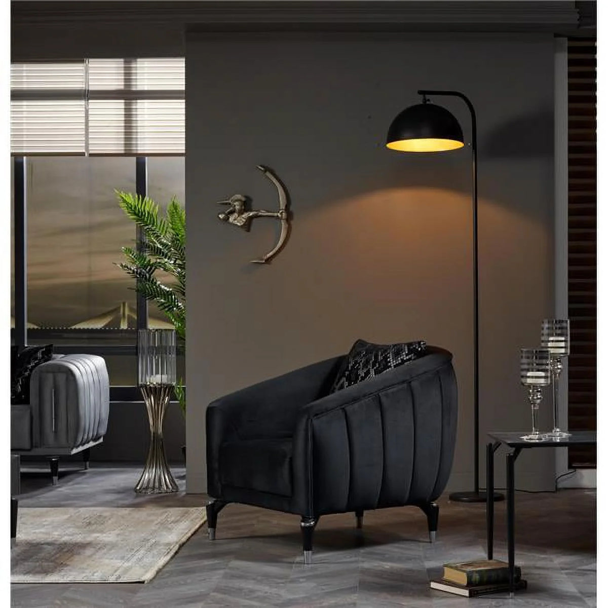 Black Living Room Armchair R439