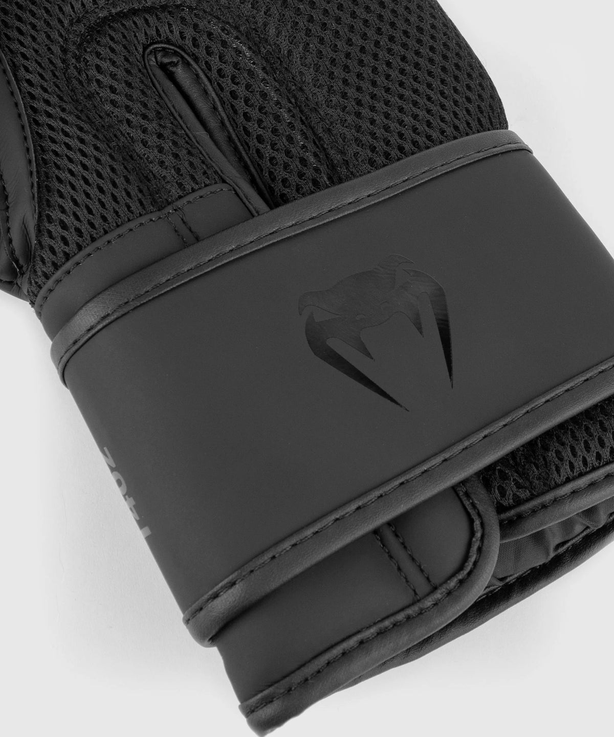 Black 16 oz Boxing Gloves W655