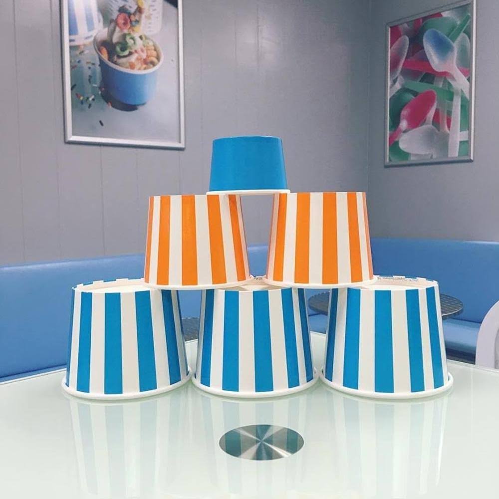 12 oz Orange Striped Ice Cream Cups, 1 Case of 1,000 Cups J773264