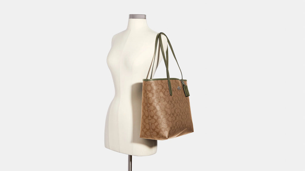 Signature Canvas Khaki Tote W340