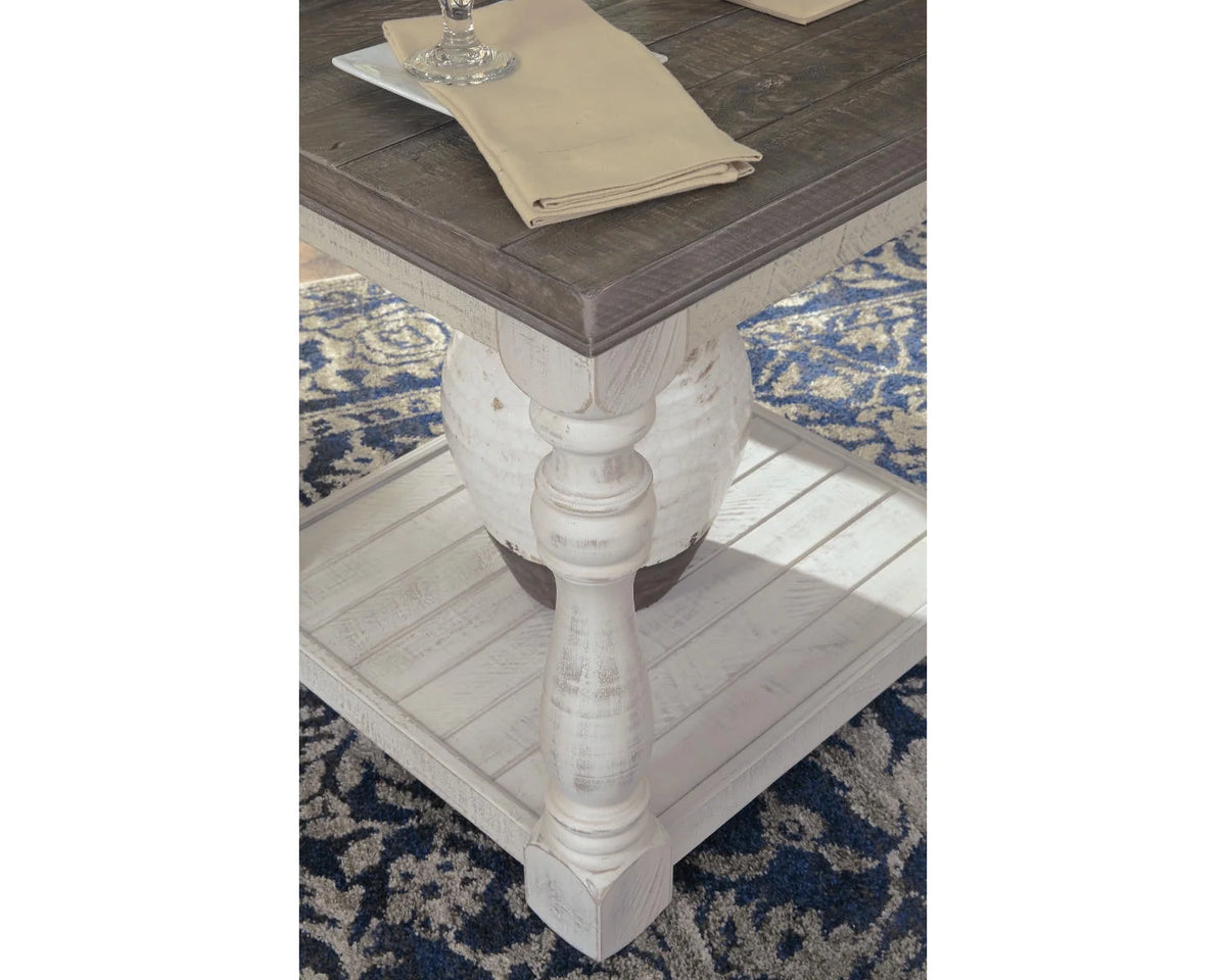 Gray/White End Table Q317437