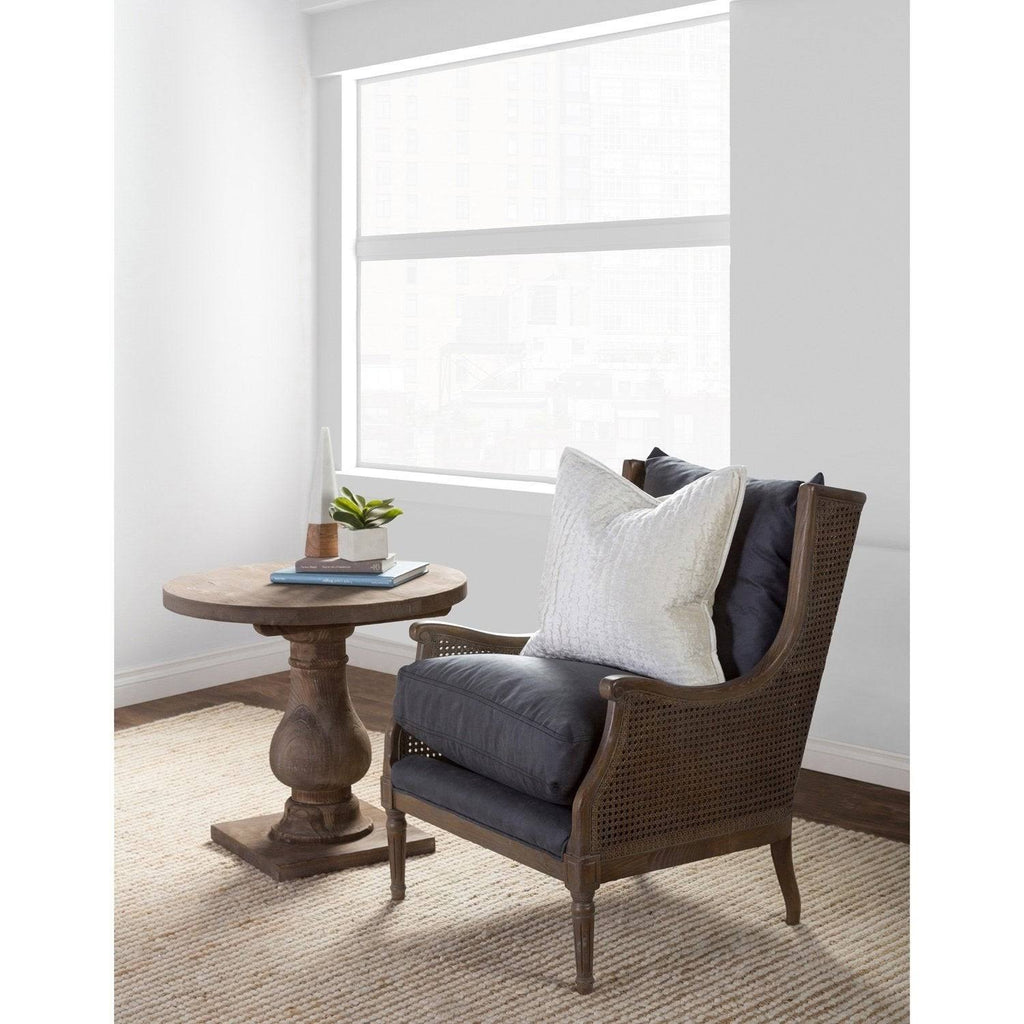 Reclaimed Pine End Table Y70885