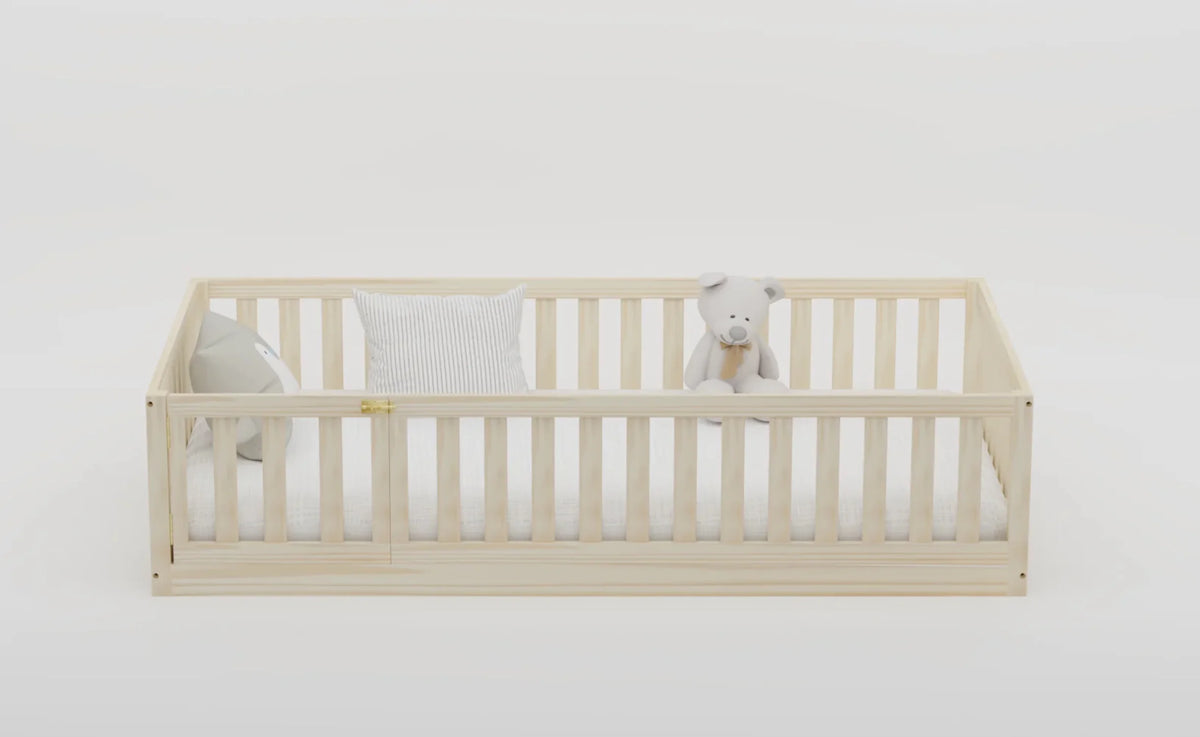Hardwood Toddler Floor Bed with Gate C160126