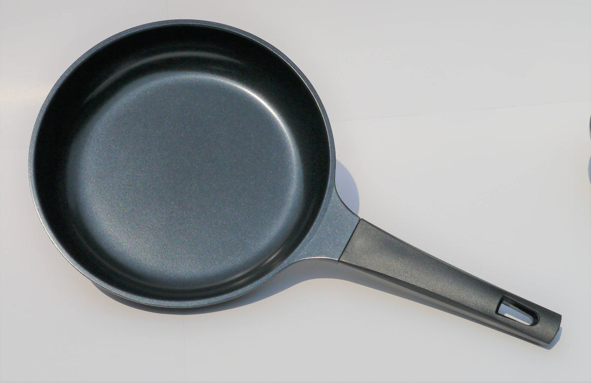 Cast Frying Pan 11x22 Induction M596